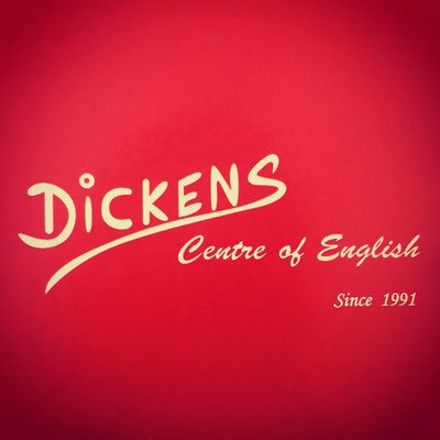 Logotipo Academia Dickens